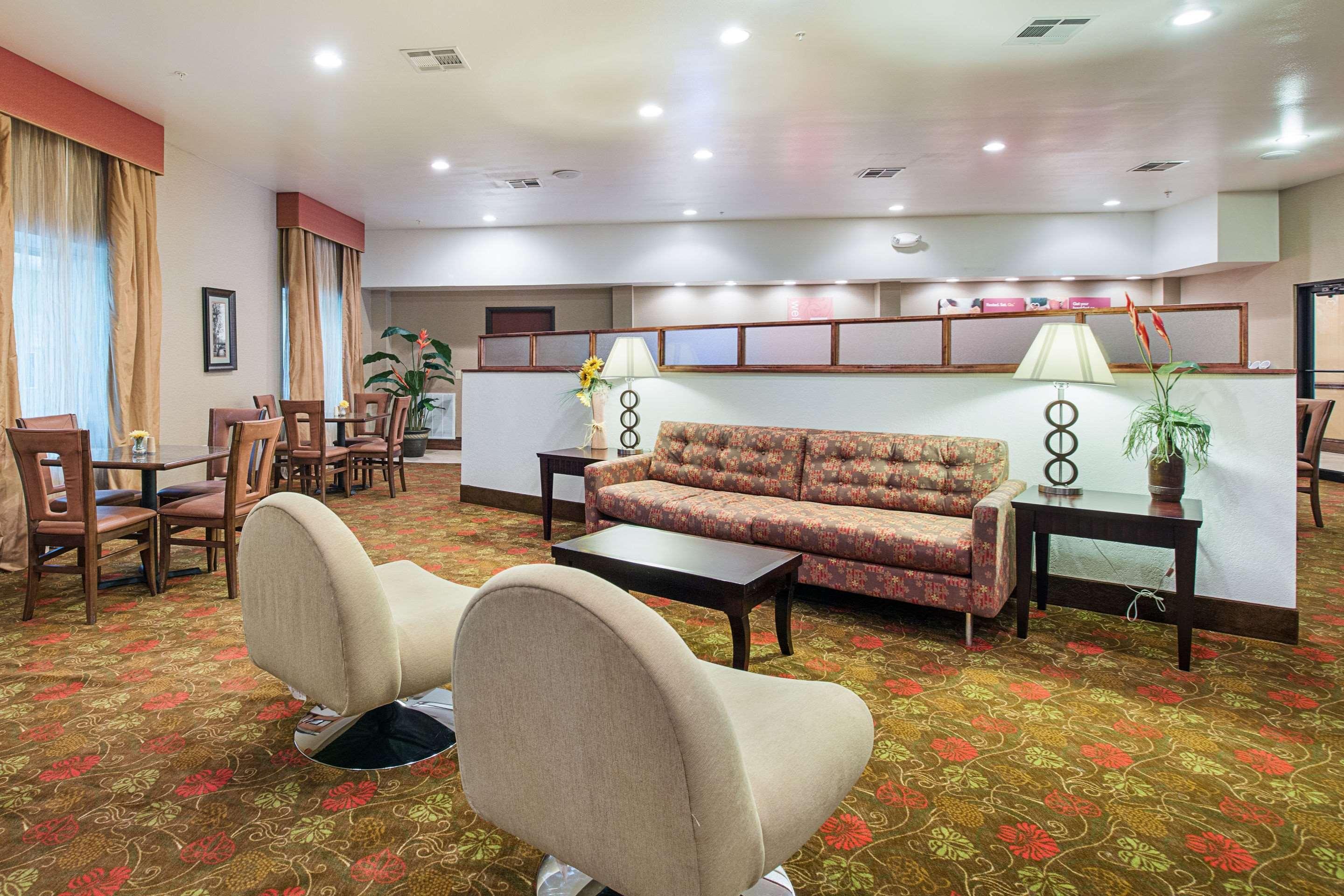 Leesville Comfort Suites מראה חיצוני תמונה